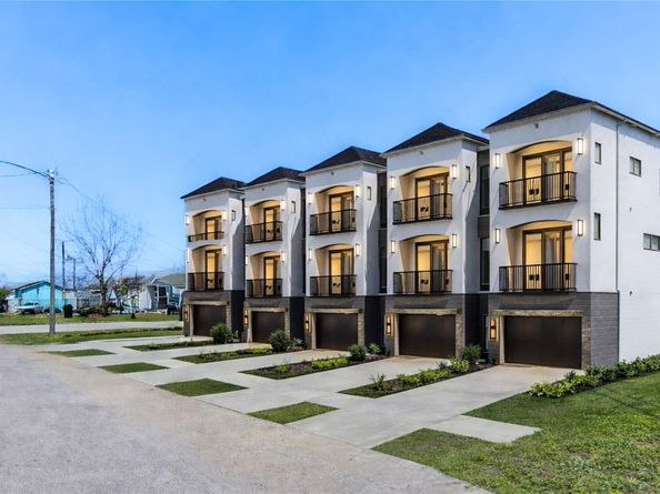 2904 Chapman Street, Houston TX 77009