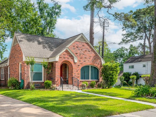 6673 Sylvan Road, Houston TX 77023