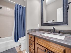 20 Sugarberry Circle, Houston TX 77024