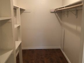 720 Memorial Mews Street, Houston TX 77079