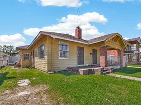 4016 Woodleigh Street, Houston TX 77023