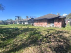 7627 Kellwood Drive, Houston TX 77040