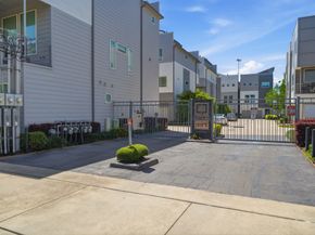 2702 Eado Grove Lane, Houston TX 77003