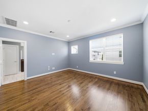 2702 Eado Grove Lane, Houston TX 77003