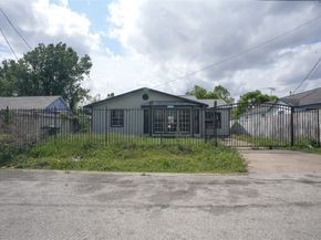 4815 Sayers Street, Houston TX 77026