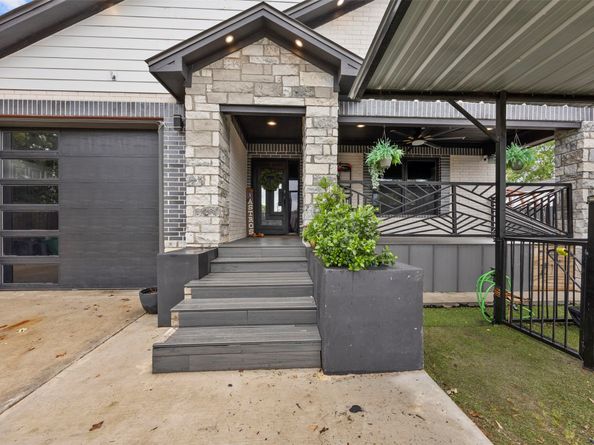 10430 Caxton Street, Houston TX 77016