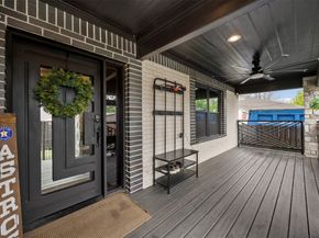10430 Caxton Street, Houston TX 77016