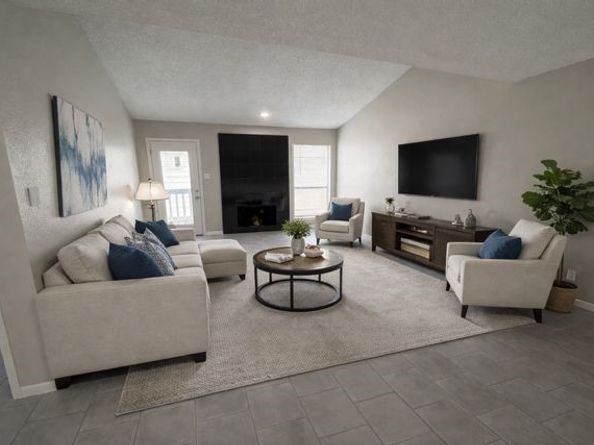 2277 S Kirkwood Road 104, Houston TX 77077