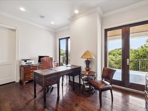 2247 Bartlett Street, Houston TX 77098