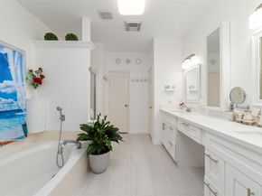 3430 Shadowwalk Drive, Houston TX 77082