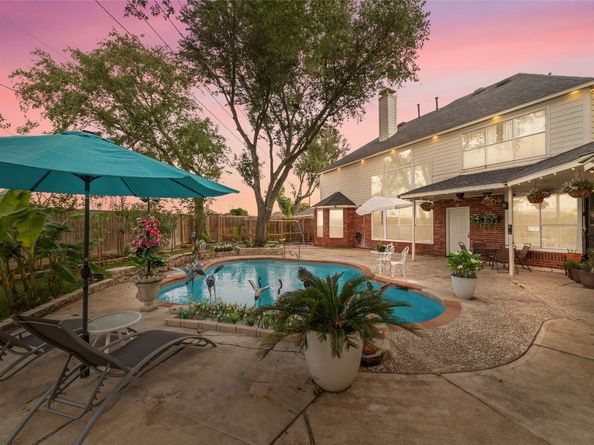 3430 Shadowwalk Drive, Houston TX 77082