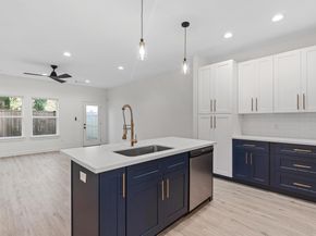 5704 Elysian Street, Houston TX 77009