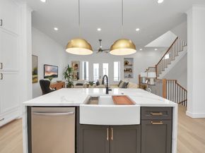 927 Fisher Street B, Houston TX 77018