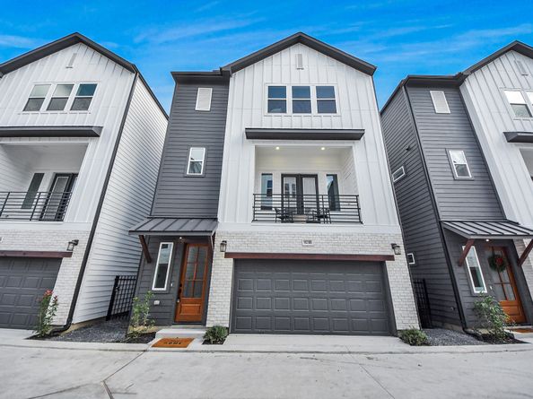 927 Fisher Street B, Houston TX 77018