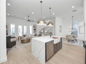 927 Fisher Street B, Houston TX 77018