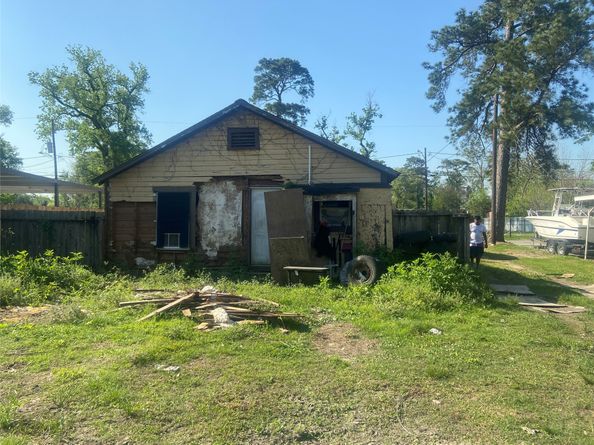 7205 S Hall Street, Houston TX 77028