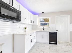 6152 Doulton Drive, Houston TX 77033