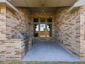 11823 Creekside Shore Circle, Cypress TX 77433