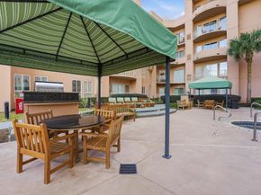 3505 Sage Road 208, Houston TX 77056