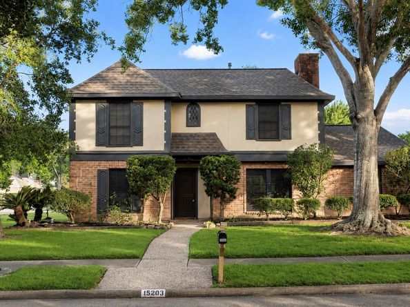 15203 La Mancha Drive, Houston TX 77083
