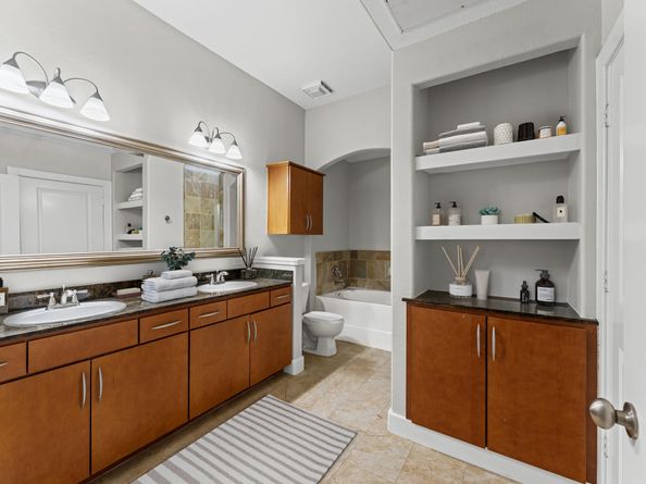 1901 Post Oak Boulevard 1601, Houston TX 77056