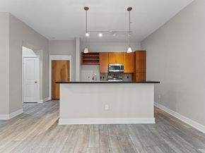 1901 Post Oak Boulevard 1601, Houston TX 77056