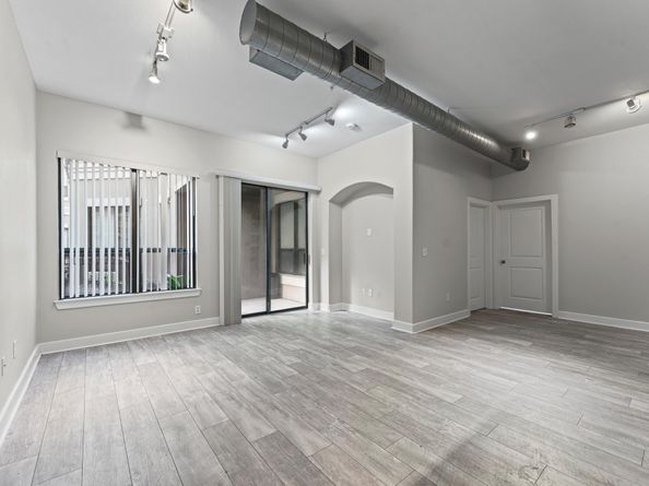 1901 Post Oak Boulevard 1601, Houston TX 77056