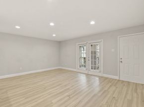 12633 Memorial Drive 177, Houston TX 77024