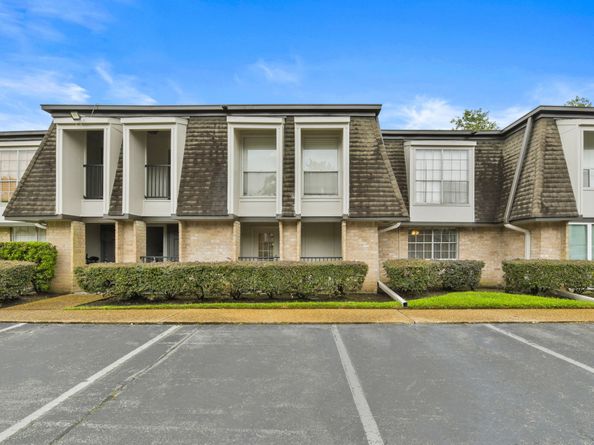 12633 Memorial Drive 177, Houston TX 77024