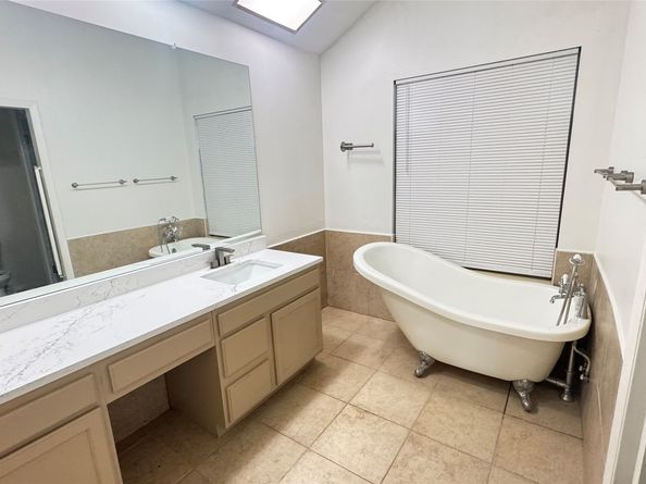 11810 Zarroll Drive, Houston TX 77099