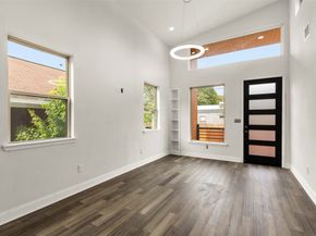 4817 Los Angeles Street, Houston TX 77026