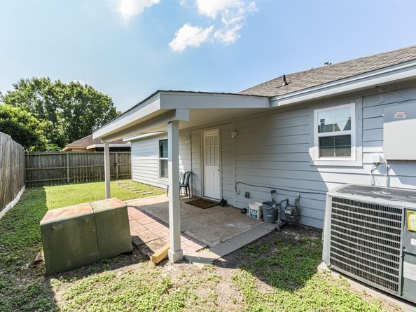 6207 Briar Glade Drive, Houston TX 77072