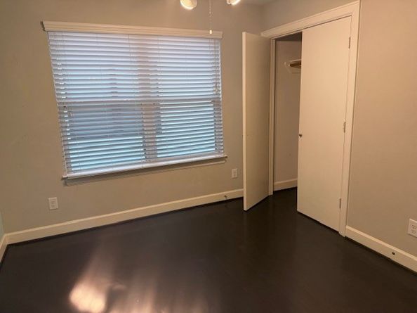 2710 Hullsmith Drive 701, Houston TX 77063