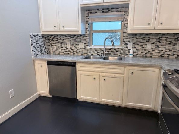 2710 Hullsmith Drive 701, Houston TX 77063