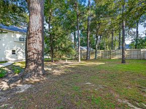 71 N Acacia Park Circle, The Woodlands TX 77382