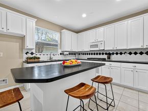 71 N Acacia Park Circle, The Woodlands TX 77382