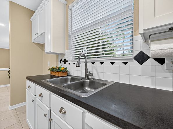 71 N Acacia Park Circle, The Woodlands TX 77382