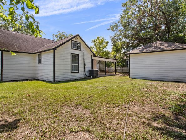 5641 Truett Street, Houston TX 77023