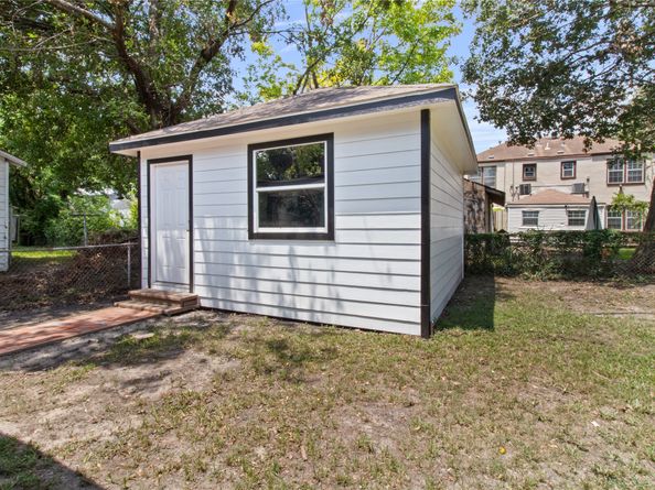 5641 Truett Street, Houston TX 77023