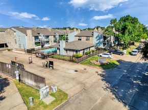 3764 Tanglewilde Street 7, Houston TX 77063