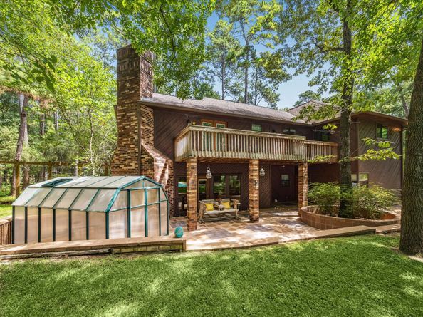 12190 Willowridge Circle, Conroe TX 77304