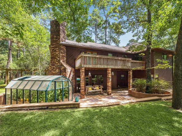 12190 Willowridge Circle, Conroe TX 77304