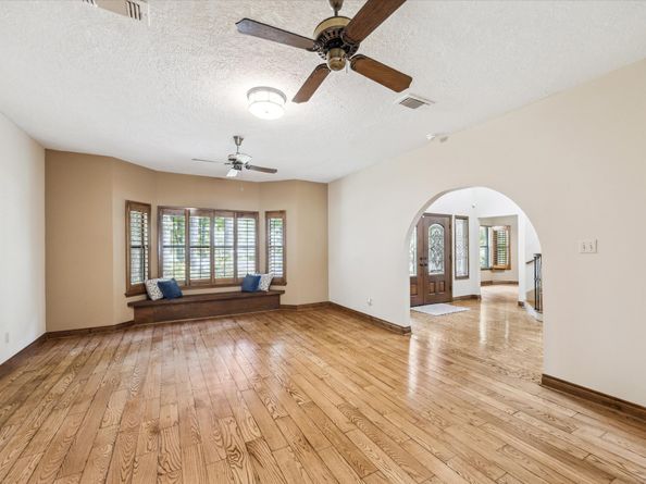 12190 Willowridge Circle, Conroe TX 77304