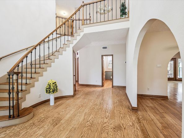 12190 Willowridge Circle, Conroe TX 77304