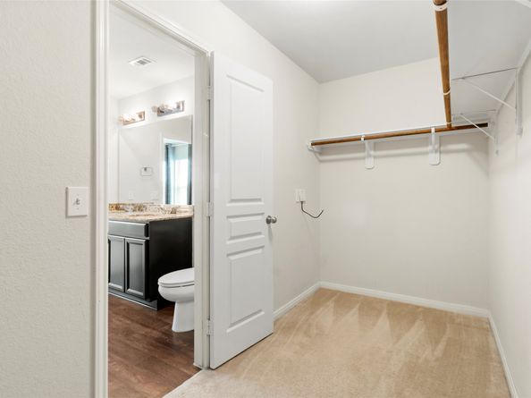 6650 Atlasridge Drive, Houston TX 77048