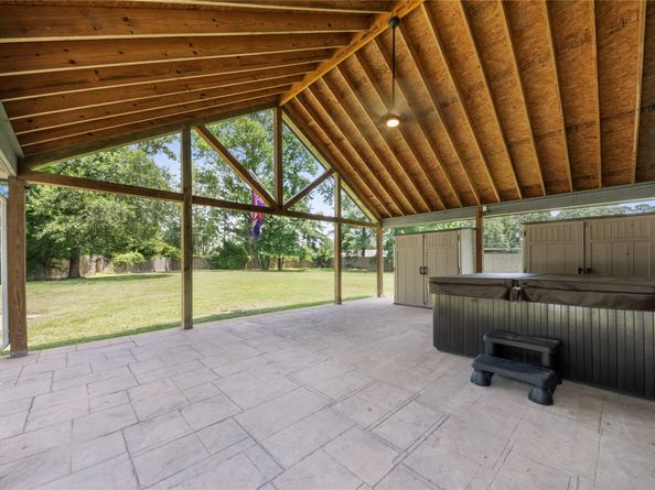 15151 Robin Trail, Conroe TX 77302