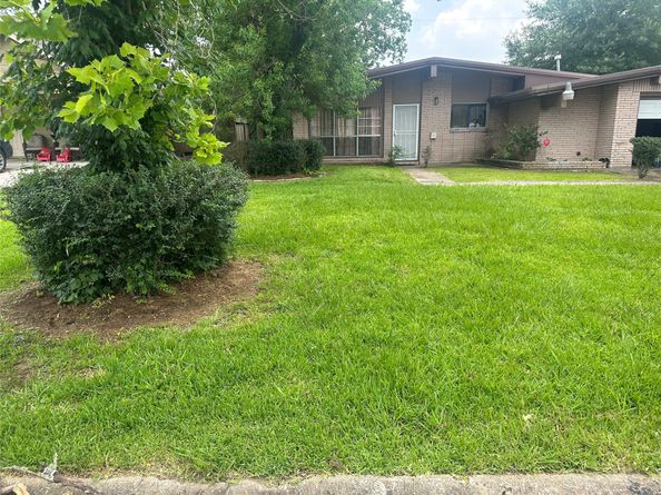 9330 Laura Koppe Road, Houston TX 77078
