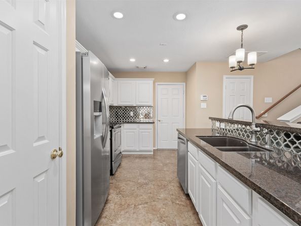 78 N Walden Elms Circle, The Woodlands TX 77382