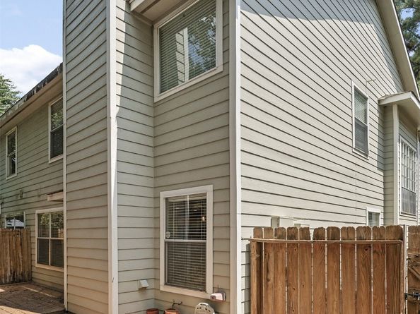 78 N Walden Elms Circle, The Woodlands TX 77382