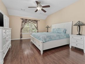 78 N Walden Elms Circle, The Woodlands TX 77382